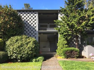 8537 SW Laurel Leaf Ln, Portland, OR 97225