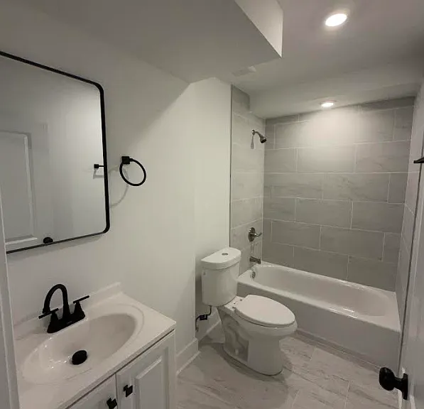 1240 W Erie Ave #1 — Photo 10