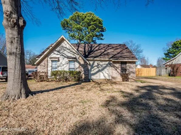 1926 Tissington Dr, Horn Lake, MS 38637