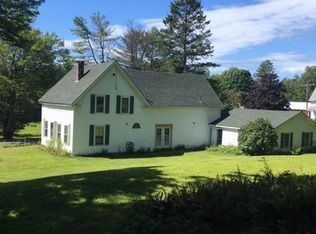 300 Pond Rd, Mount Vernon, ME 04352