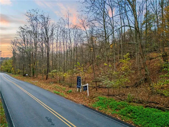 0 McDowell Ln, Canonsburg, PA 15317