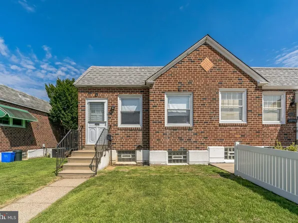 6814 Walker St, Philadelphia, PA 19135