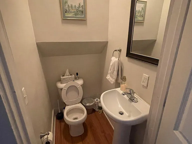 2439 Medary Ave — Photo 8