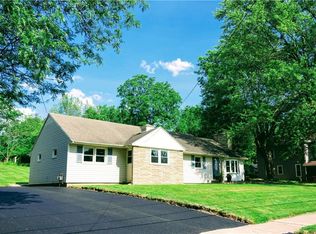 6 Linden St, Livonia, NY 14487