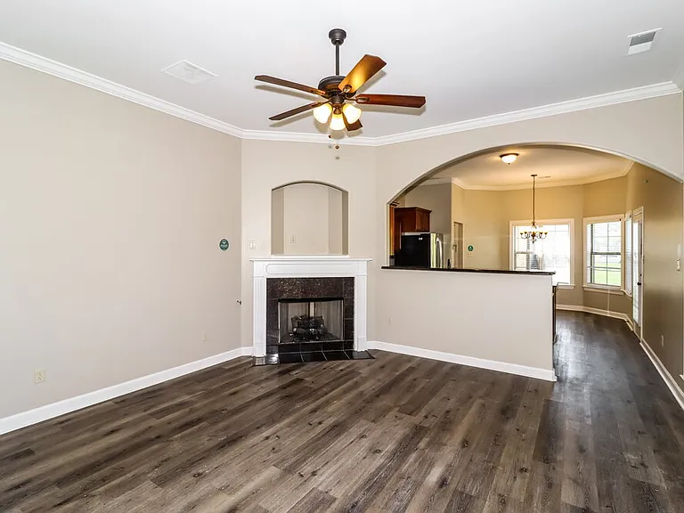 6885 Lagrange Grove Dr — Photo 4