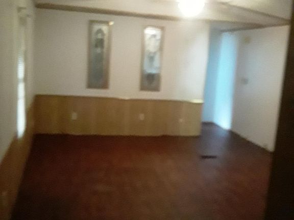 3rd image of 11211 Olive Cir
