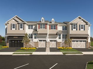 42 Fisher Ct, Cranbury, NJ 08512