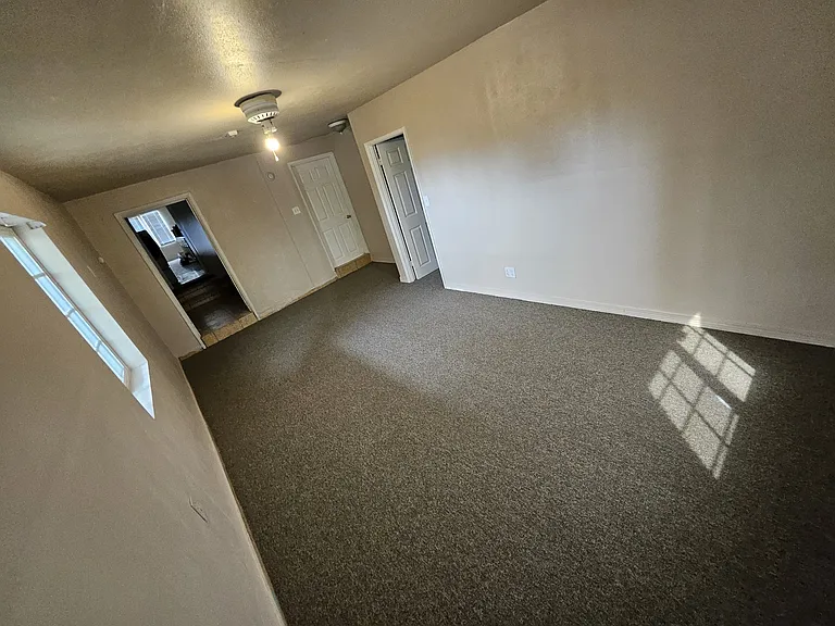 9018 Baseline Rd — Photo 14
