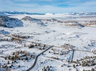 716 Aspen Springs Ranch Rd, Crowley Lake, CA 93546