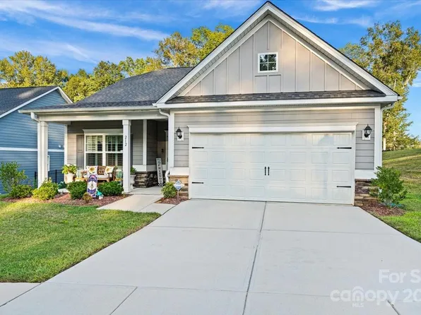 212 Cramerton Mills Pkwy, Cramerton, NC 28032
