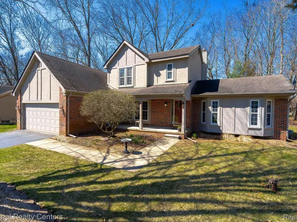 3531 Oak Mdws, Commerce Township, MI 48382