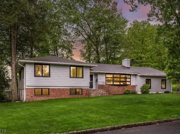 15 Crossbrook Pl, Livingston Twp., NJ 07039