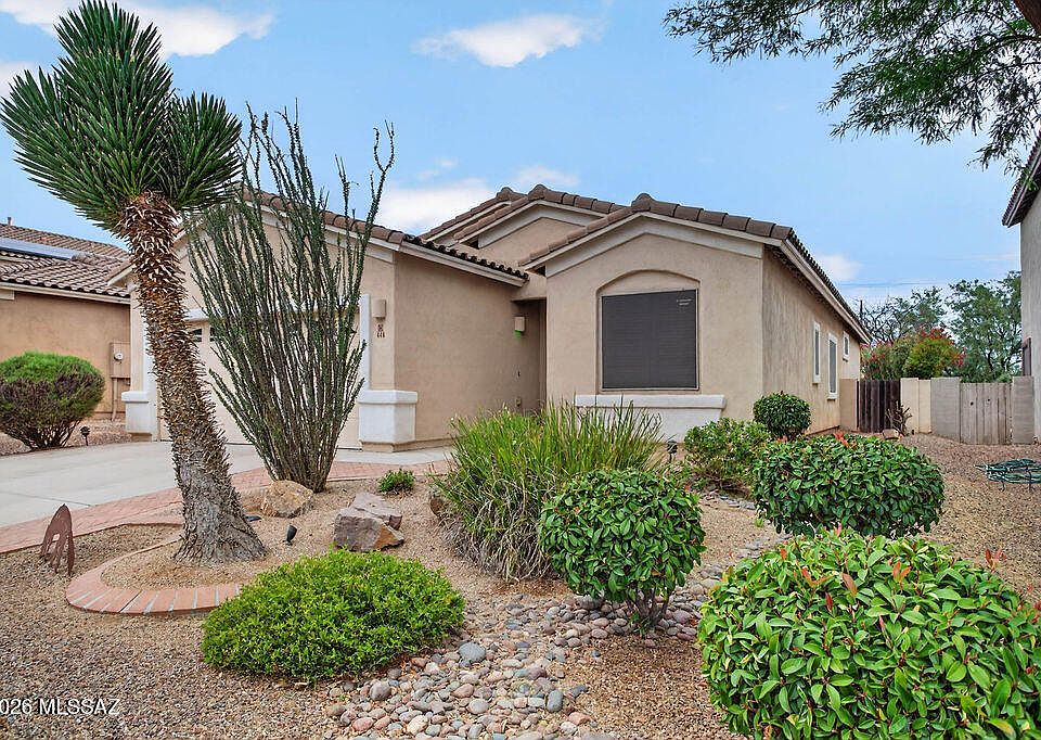 1st image of 446 W Calle Cajeta