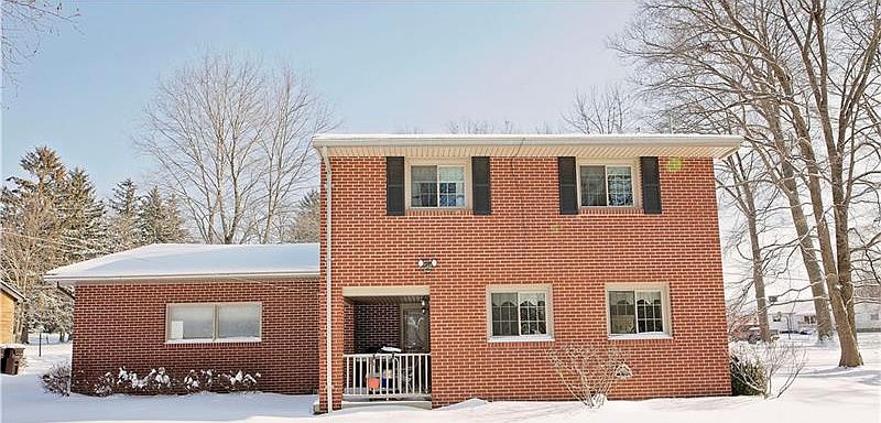 2nd image of 1120 Armand Ave