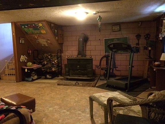 5th image of 3062 Sharon Dr SE