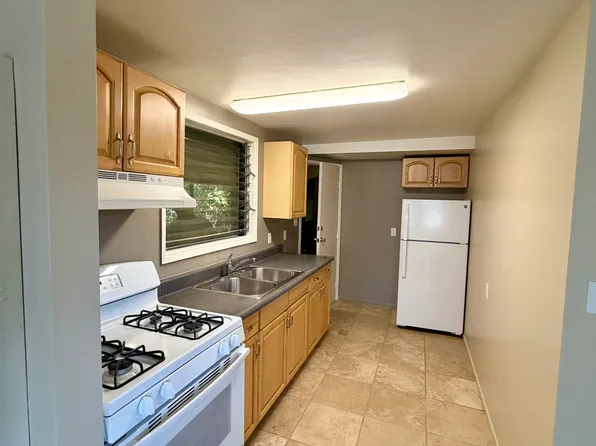 2930 C St APT E, San Diego, CA 92102
