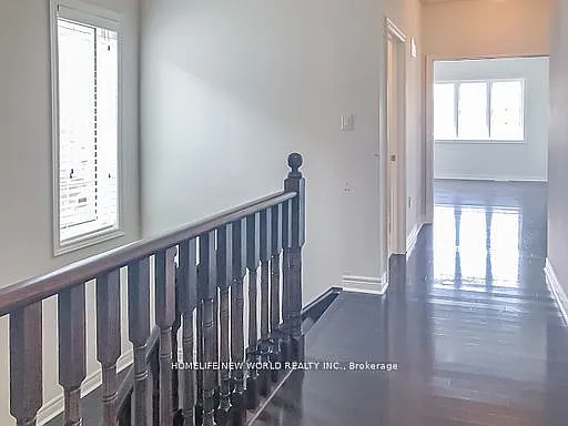 77 Brookfam St — Photo 17