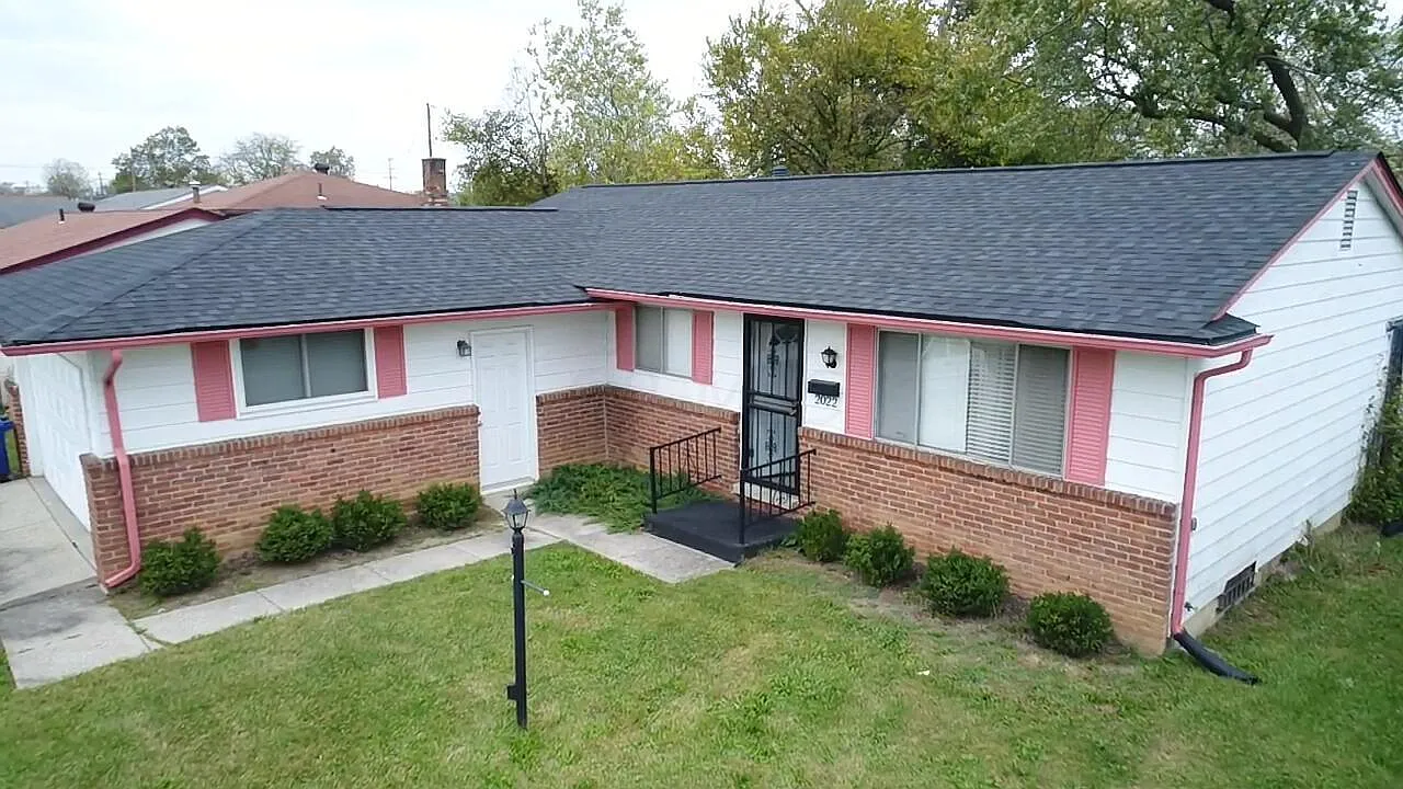 2022 Holt Ave photo 1