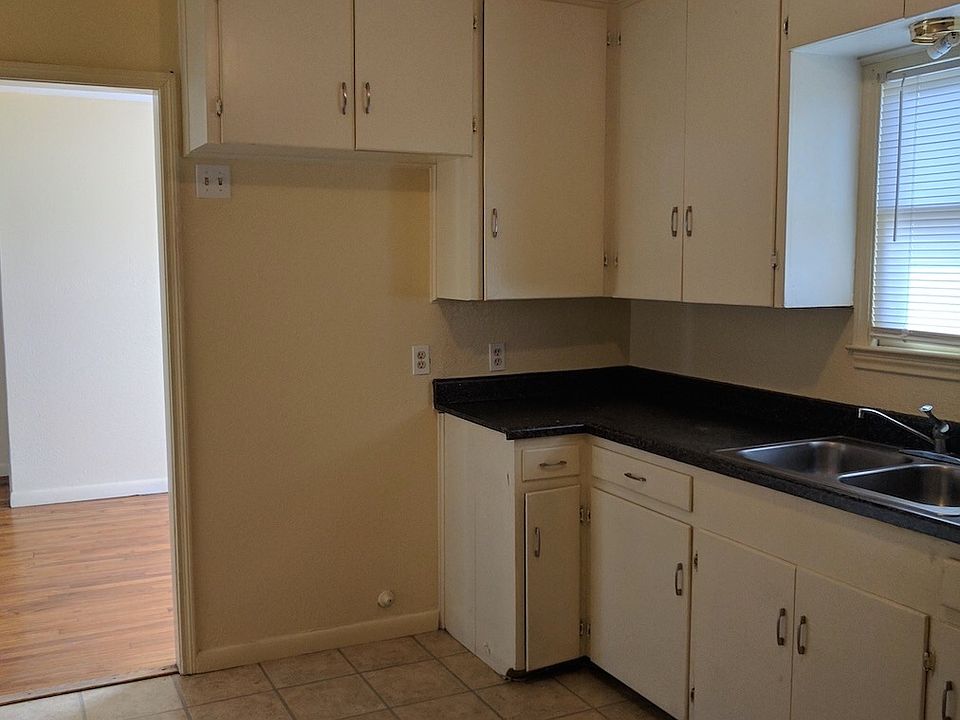 1st image of 3613 Cypress St