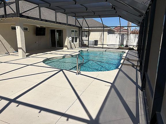 5th image of 1946 Rieger Rd