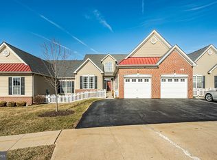 168 Dorchester Dr, Sellersville, PA 18960