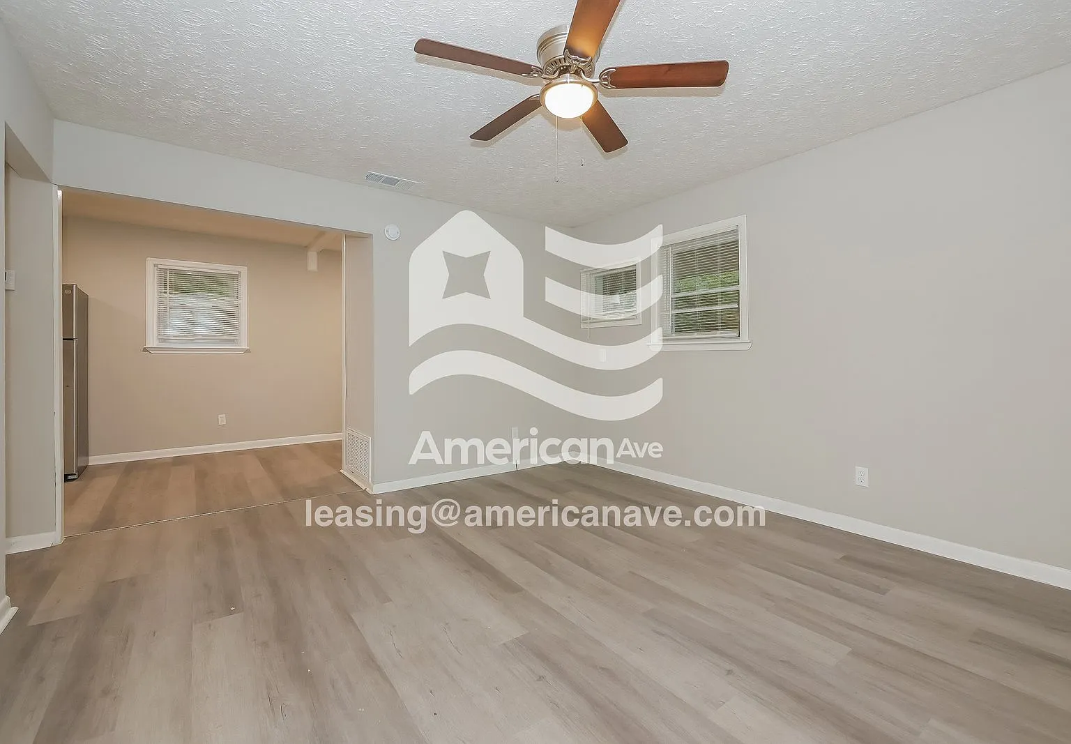 3 bed, 1.0 bath, 956 sqft, $1,535 — Photo 3