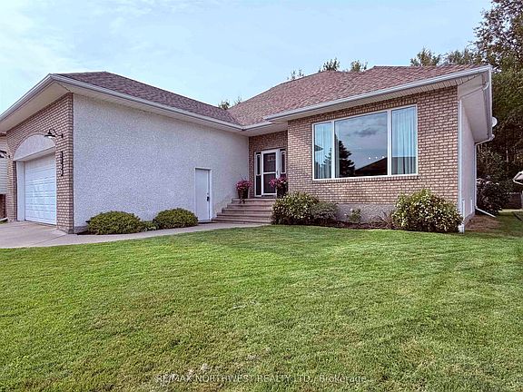 2nd image of 1708 Lyndy Pl N