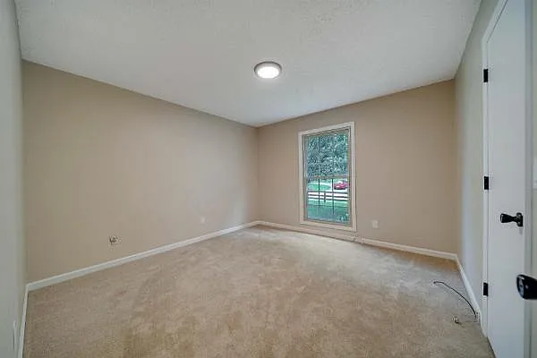 108 Glenn Ave #108 — Photo 9