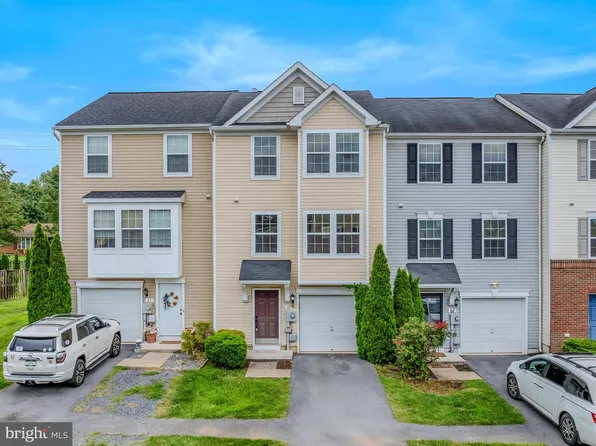 57 Natural Way, Martinsburg, WV 25404