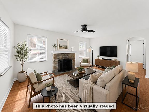 5th image of 2225 Glenside Ave