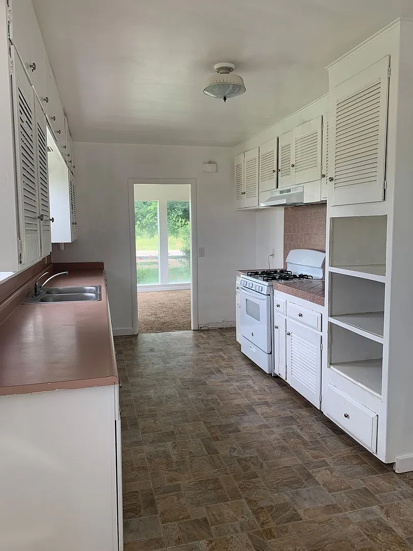 3 bed / 1 ba country house - Live Oak — Photo 4