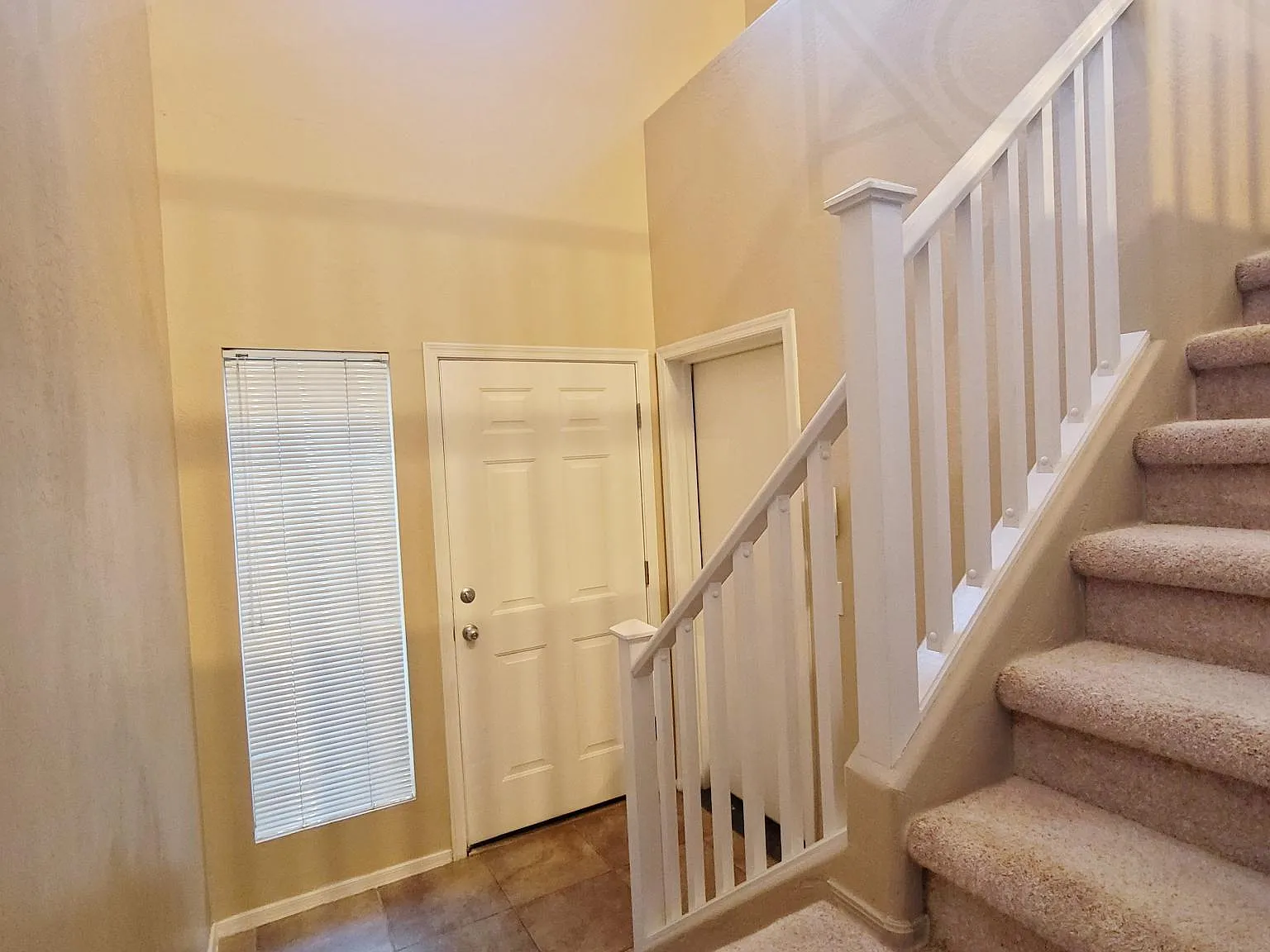805 S Sycamore St — Photo 4