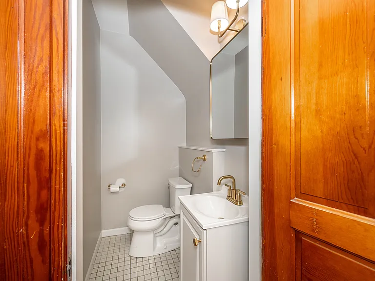 2737 Arbor Ave — Photo 25