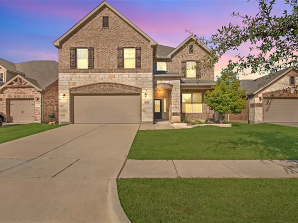 1709 Meadow Trail Ln, Aubrey, TX 76227