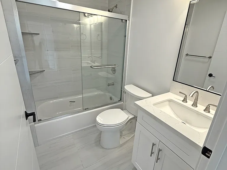 10934 Peach Grove St #201 — Photo 38