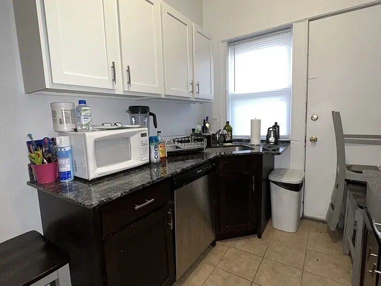 4611 N Ashland Ave #2 — Photo 2
