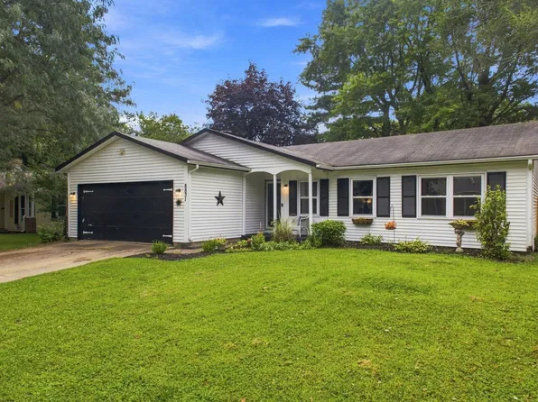 8831 Hollowood Dr, Indianapolis, IN 46234