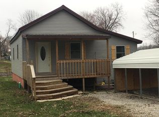 506 7th St, Glasgow, MO 65254