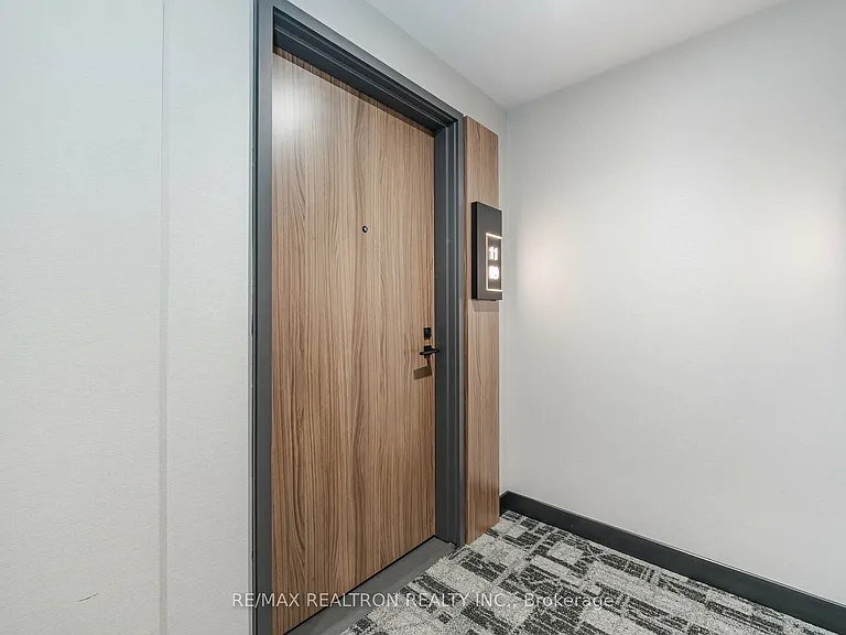 2525 Bathurst St #1009 — Photo 24