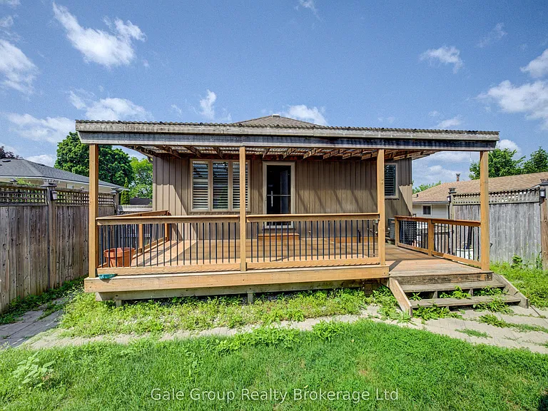 151 Norwich Ave — Photo 41