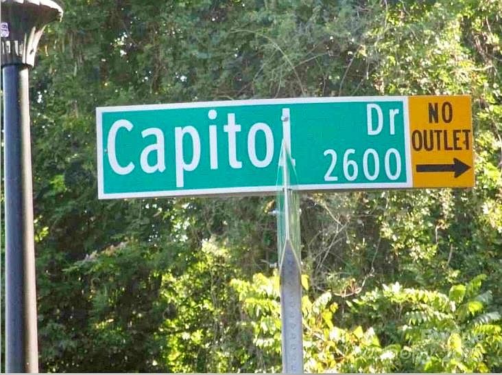 2nd image of 2925 Capitol Dr