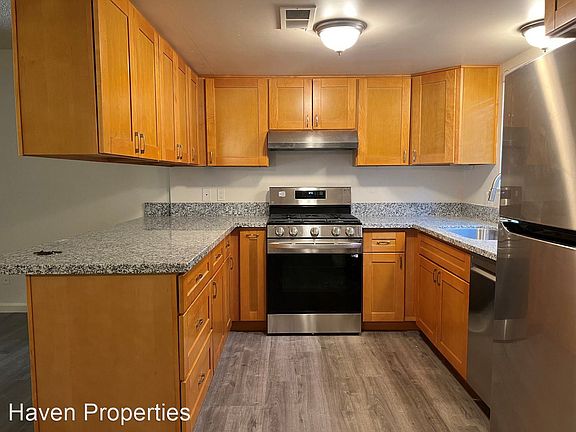 3rd image of 211 Sharon Way APT C