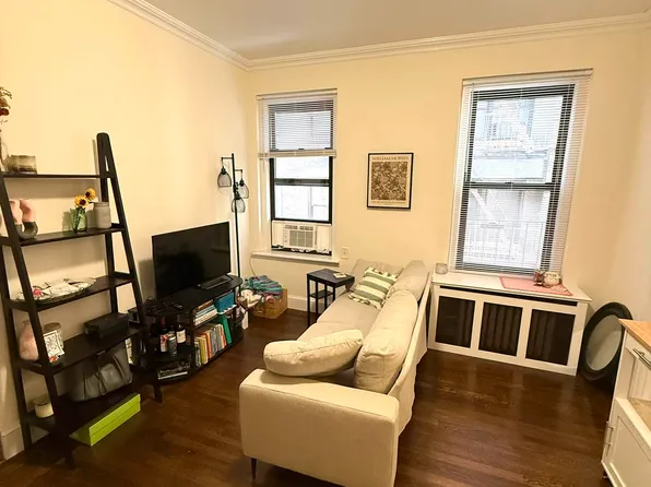 22 West 77th Street image 1 of 10