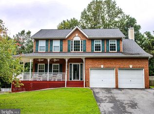 56 Cross Point Dr, Owings, MD 20736