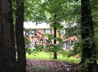7111 White Ridge Ln, Fairfax Station, VA 22039