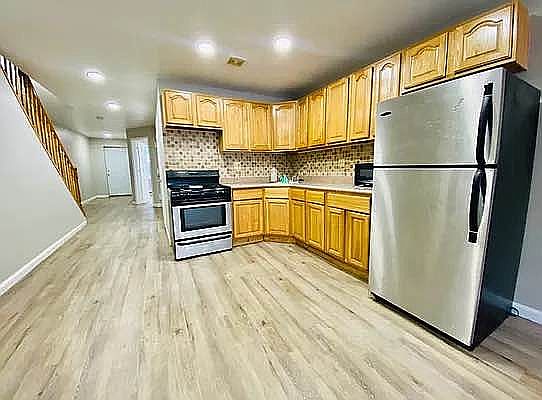 1st image of 71 Clermont Ave #1P