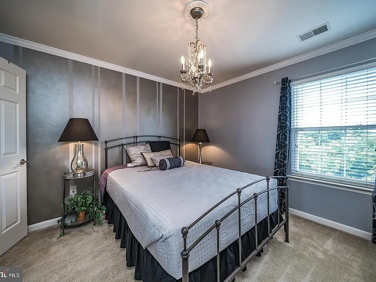 1401 Windjammer Ct — Photo 51