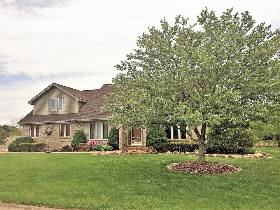 1st image of 1704 Meadow Glen Dr