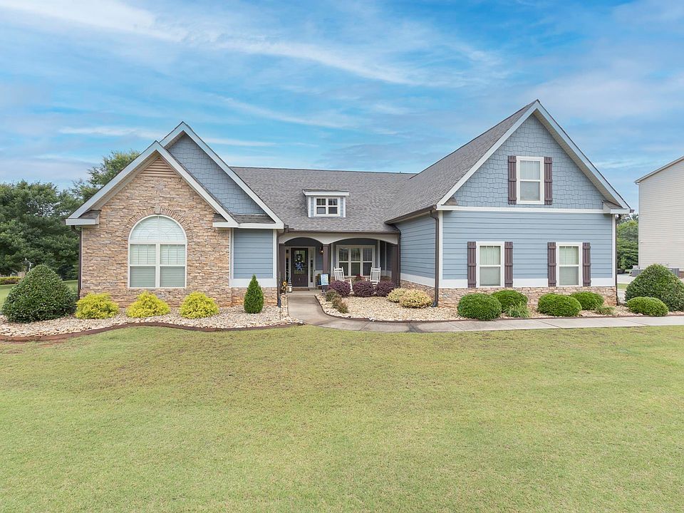 1st image of 1 Knob Creek Ct