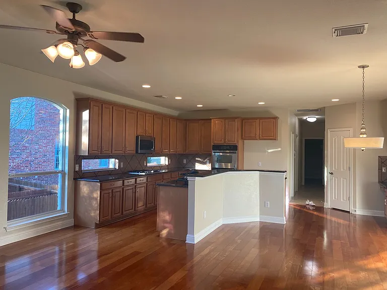 1813 Val Verde — Photo 12